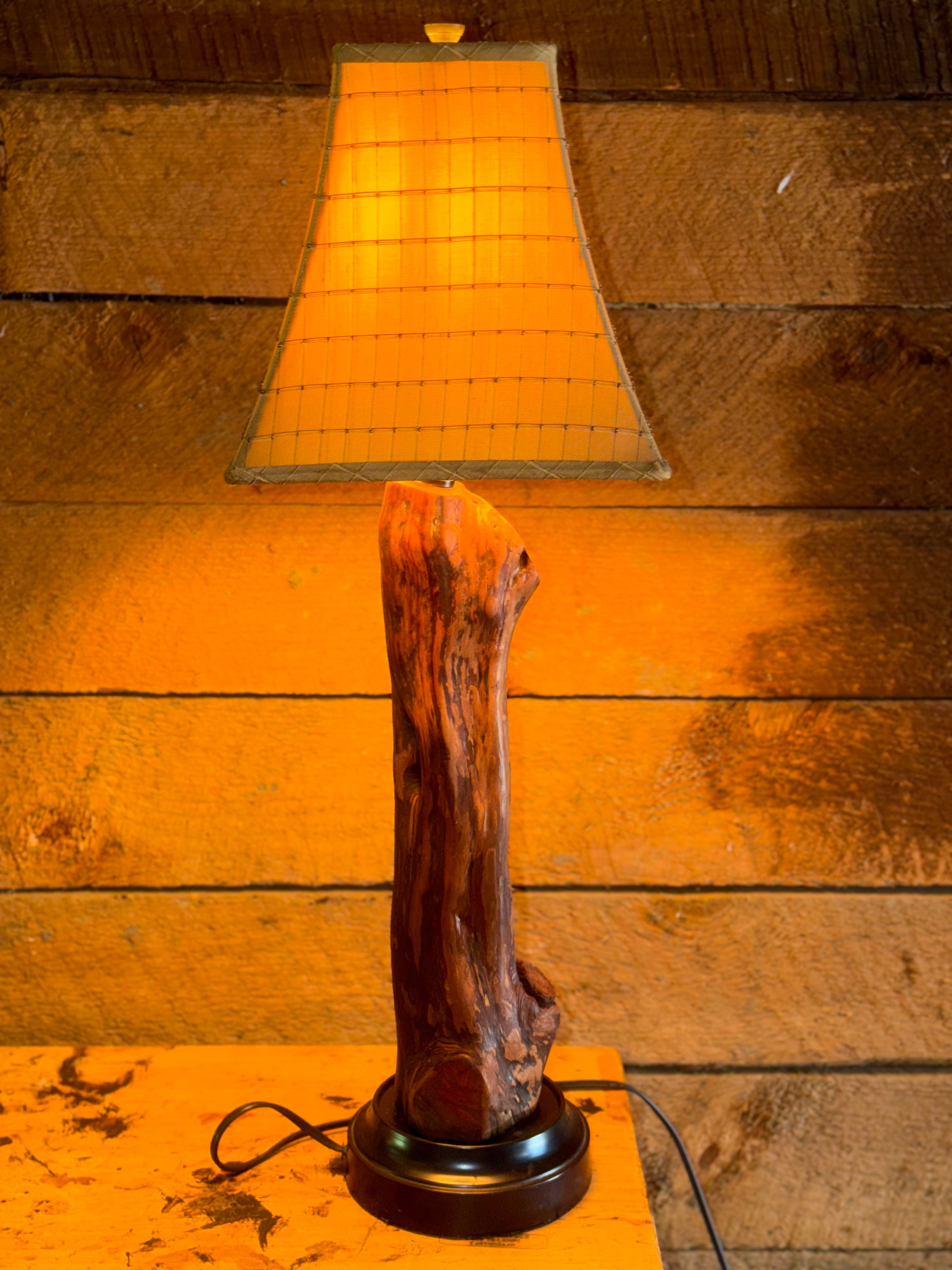 Manzanita Log Lamp "Lazy Day"